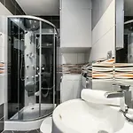 P&o Serviced Goclaw Lägenhet