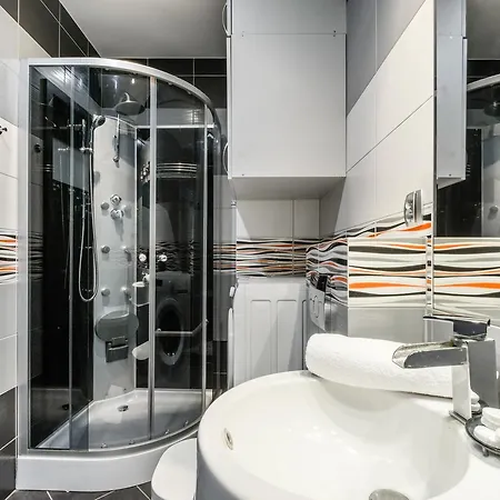 P&o Serviced Goclaw דירה