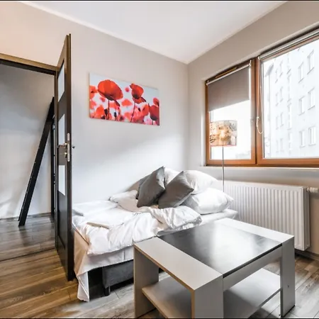 Apartment P&o Serviced Goclaw *